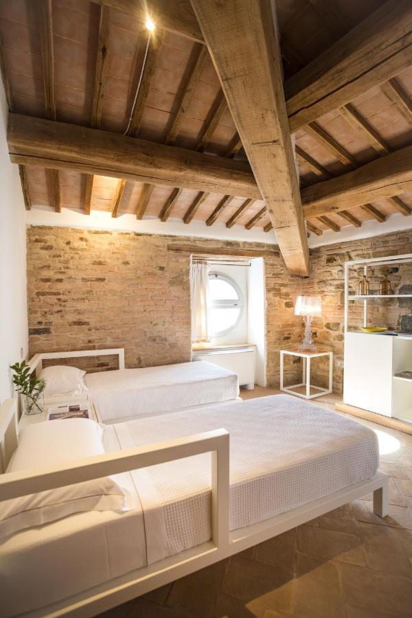 Castello Di Ramazzano - Tenute Aliani Perugia Eksteriør bilde