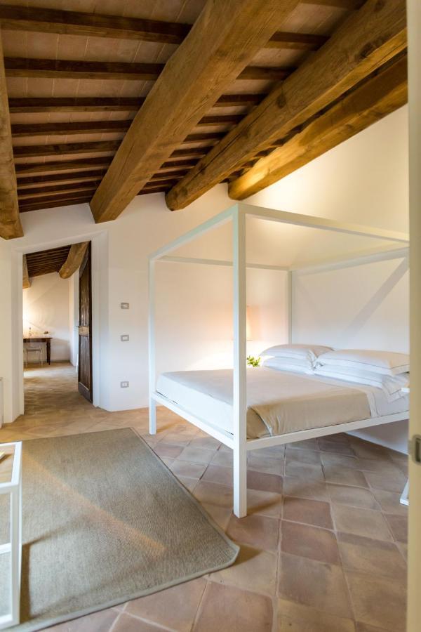 Castello Di Ramazzano - Tenute Aliani Perugia Eksteriør bilde