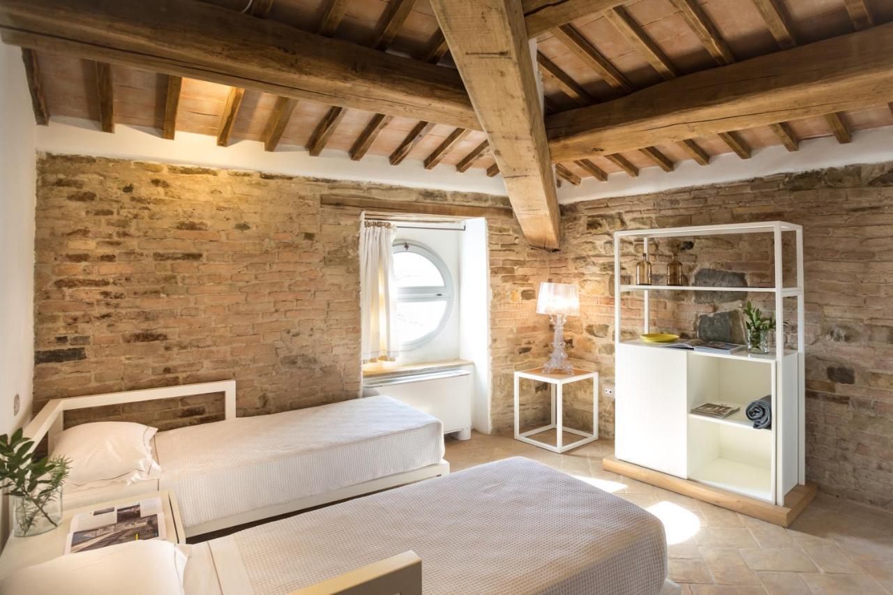 Castello Di Ramazzano - Tenute Aliani Perugia Eksteriør bilde