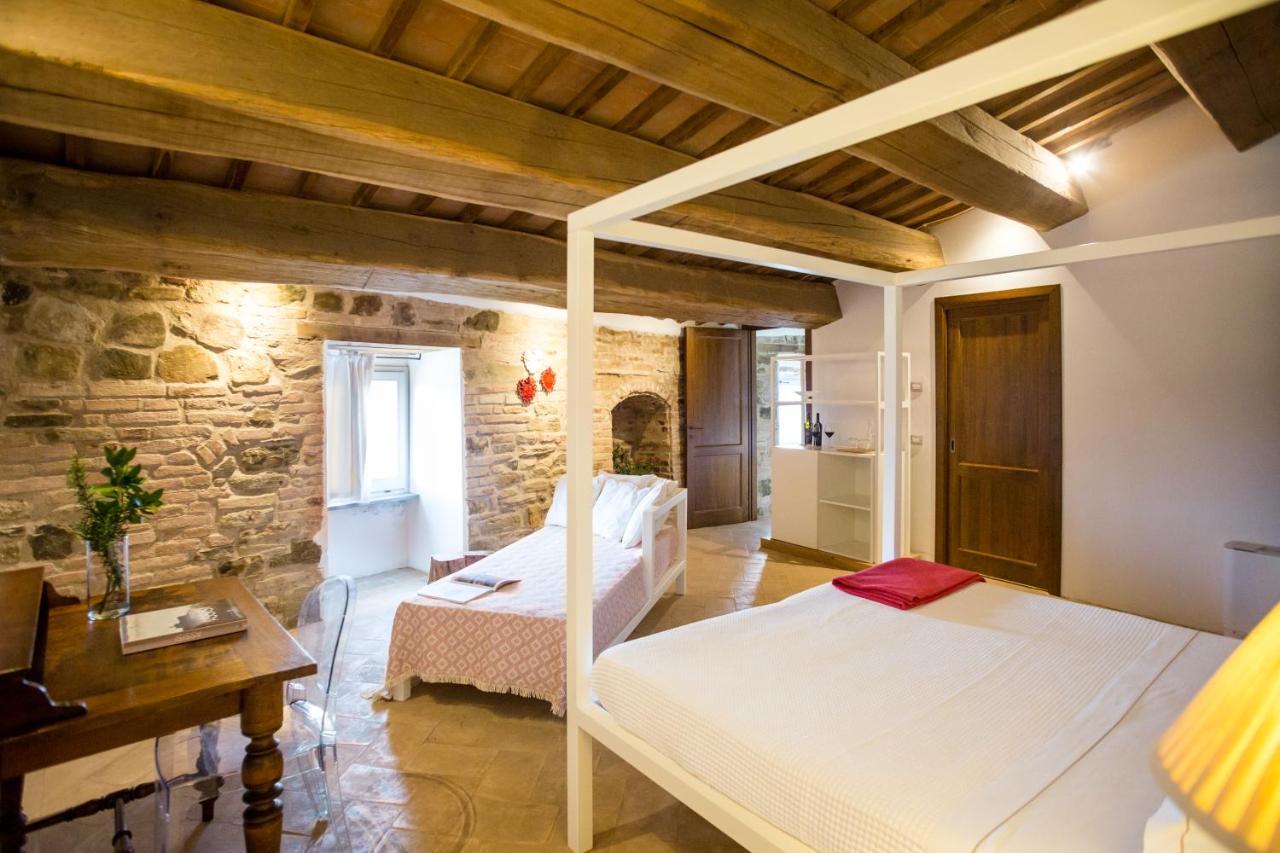 Castello Di Ramazzano - Tenute Aliani Perugia Eksteriør bilde