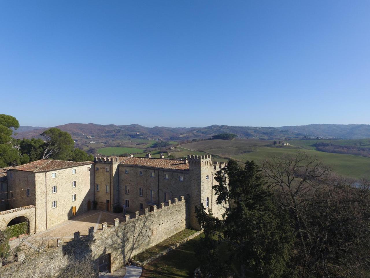 Castello Di Ramazzano - Tenute Aliani Perugia Eksteriør bilde